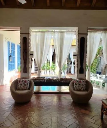 Сasa de vacaciones Divine 4br House With Pool In Cartagena